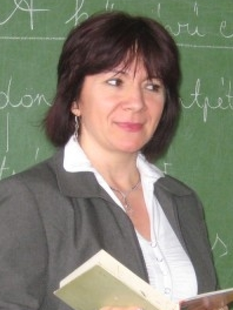 Dr. Horváth Péterné