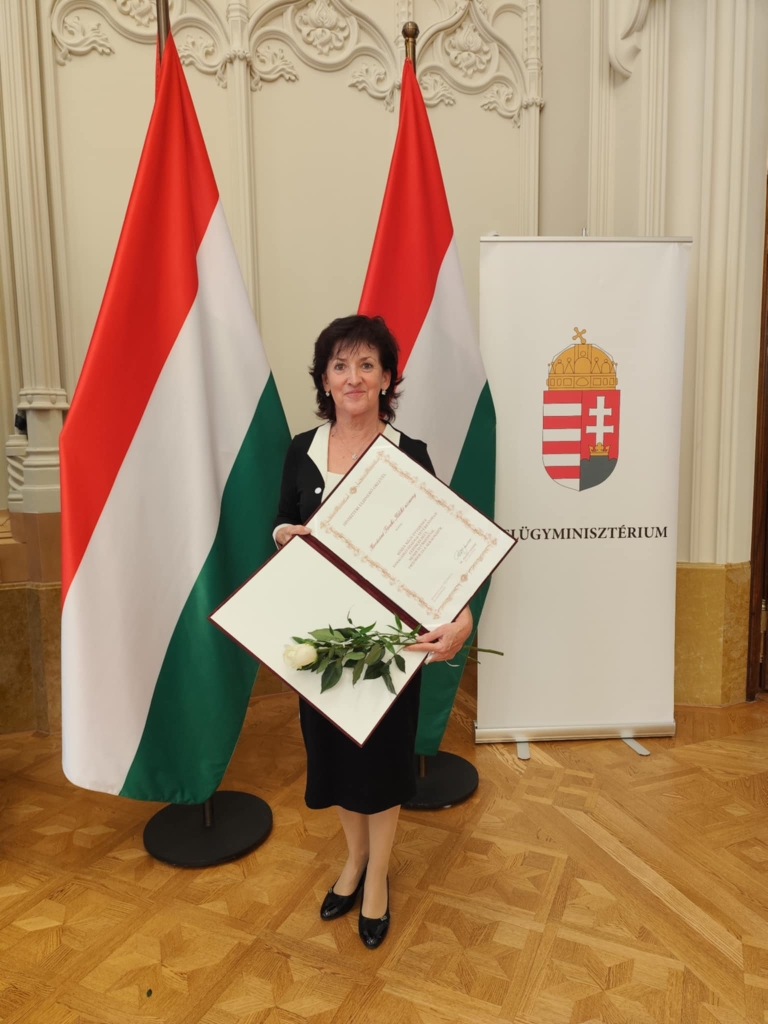 Kovácsné Töreki Ildikó miniszteri elismerő oklevelet vett át 